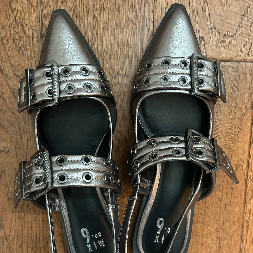 Flats Mix No. 6 Sybel Flat in Pewter Metallic size 10